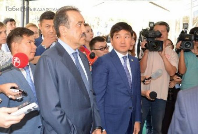 Байбек рассказал Масимову о прорывоопасных моренных озерах