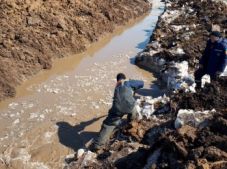 В шести областях Казахстана из-за паводков перекрыли дороги