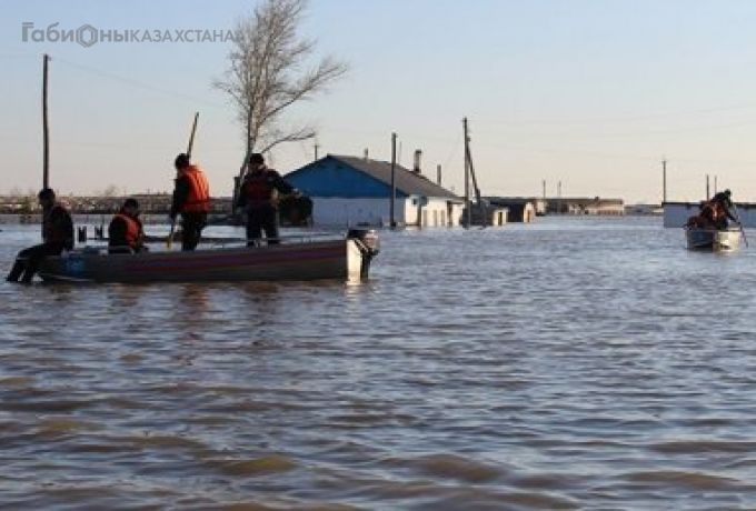 Весеннее смывание денег: никто не понимает, по чьей вине тонет страна