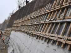 Как укрепляют склоны по дороге на БАО и Медеу: Байбек проверил работы