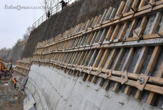 Как укрепляют склоны по дороге на БАО и Медеу: Байбек проверил работы