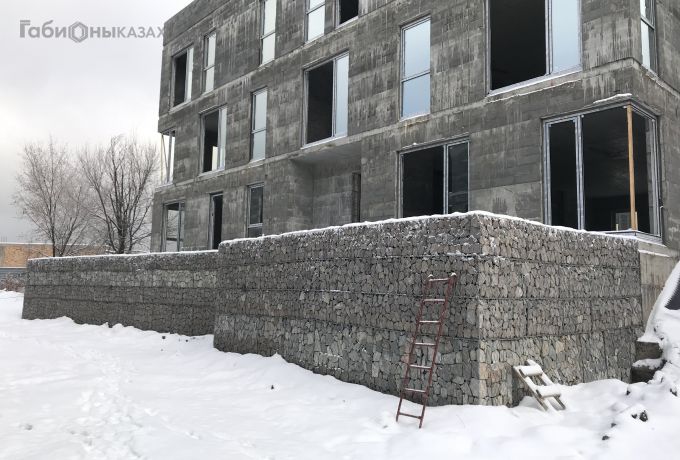 Габионные террасы с подсветкой